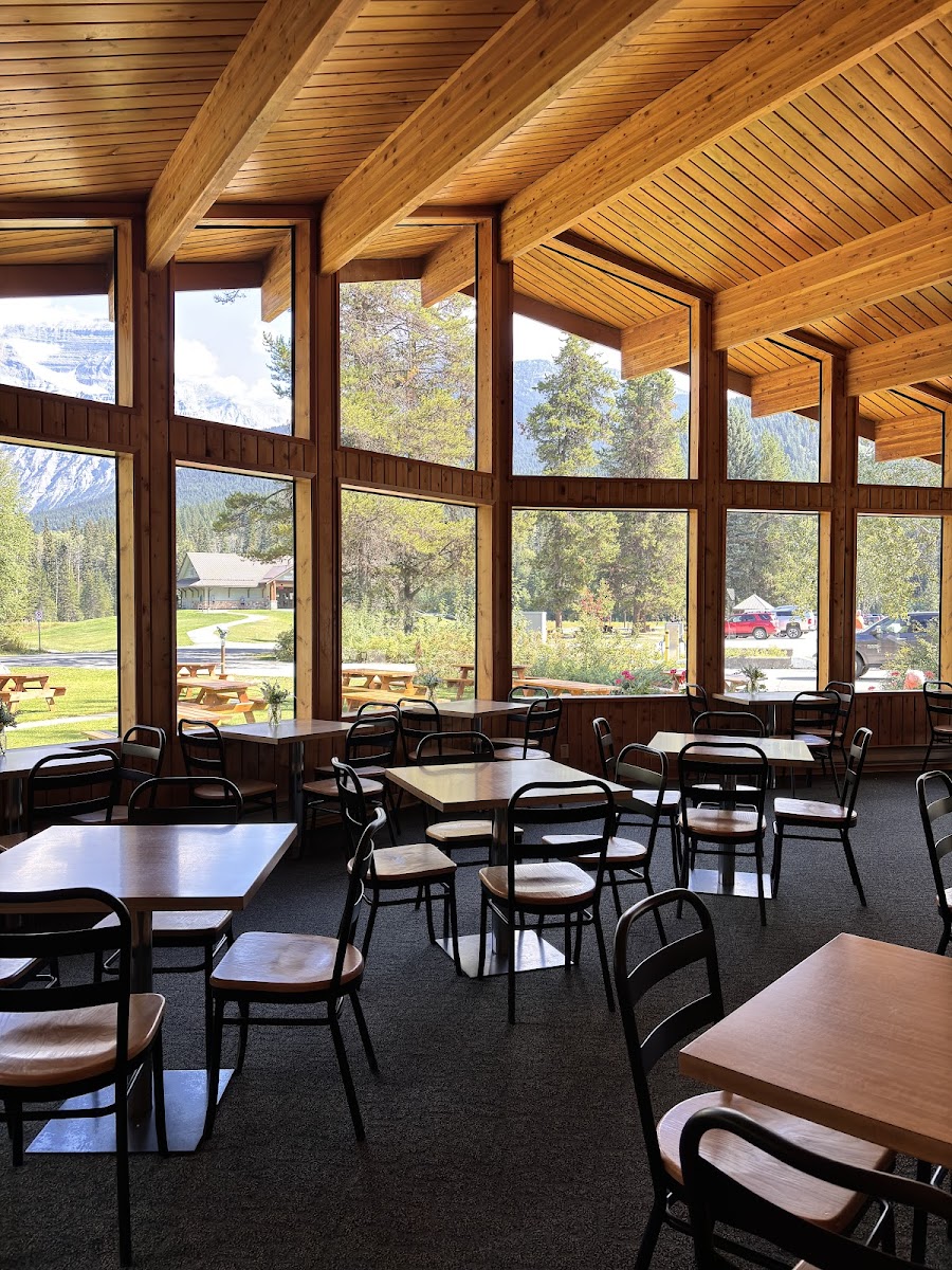Cafe Mt Robson